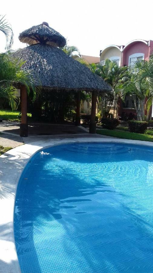 CASA CON ALBERCA!! IXTAPA ZIHUATANEJO ::: MÉXICO ::: COMPARA PRECIOS
